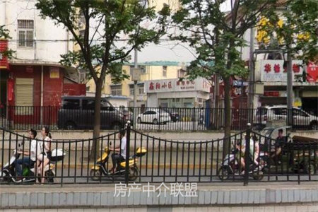 名门世家2室1厅1卫十一楼42万